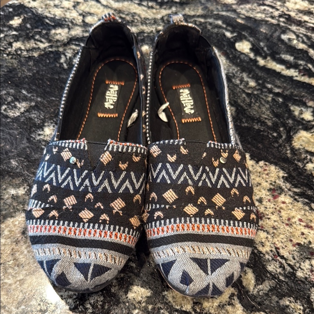 Mad Love Black and Gray Flats with Geometric Design
